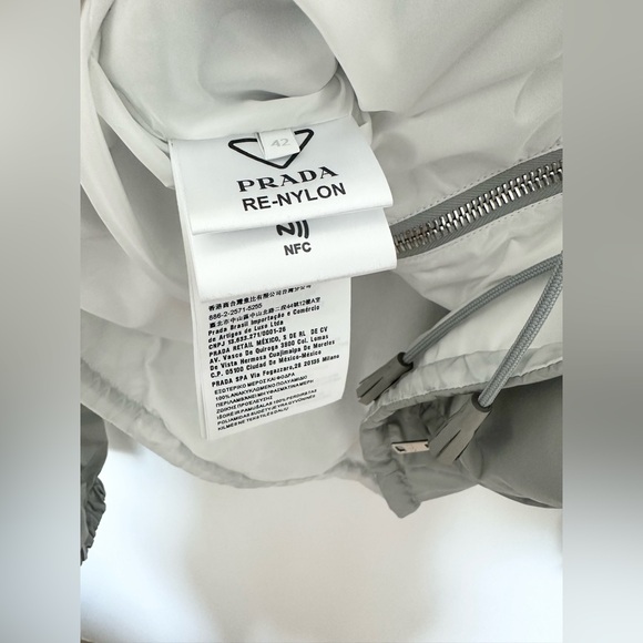 Prada Re-Nylon Jacket - Picture 4 of 7